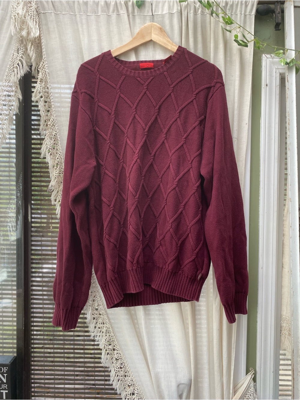 Izod Men's Cable Knit Crewneck Sweater - Burgundy